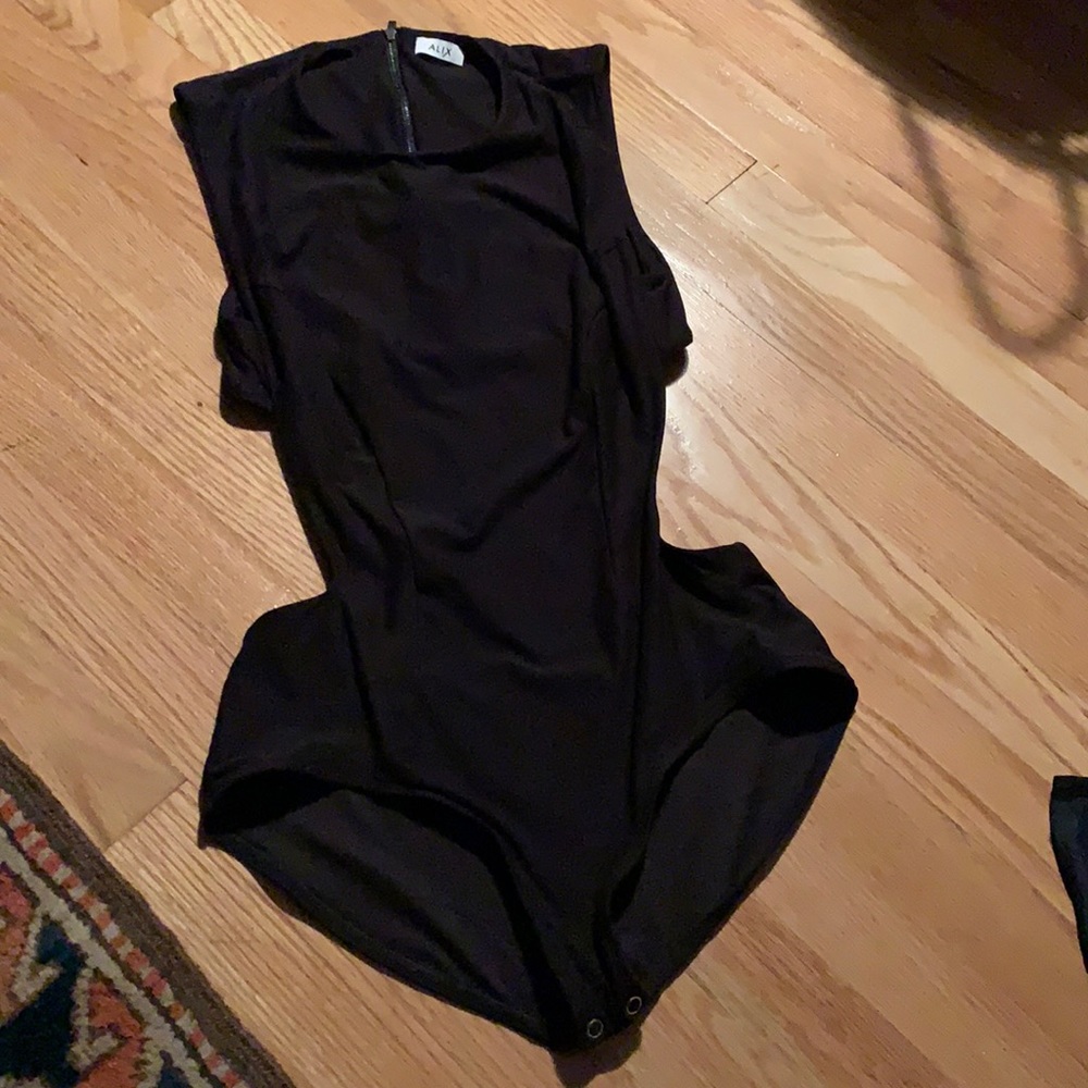 Alix Open- Back Bodysuit